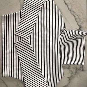 Cropped, striped, wide turtleneck top in XS